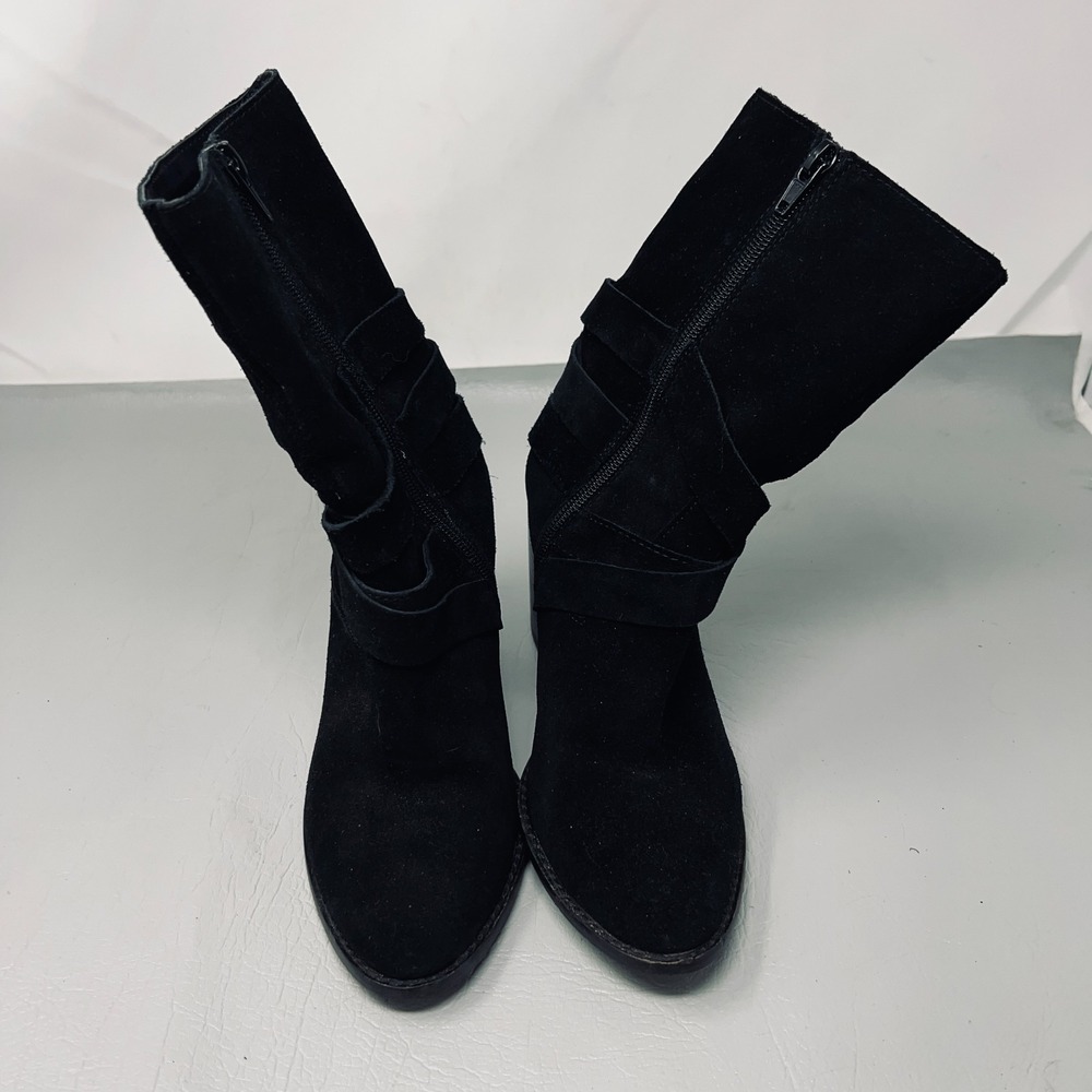 Chelsea & Violet Womens Boots 7M Black Suede Leather Upper Block Heel Buckle Zip